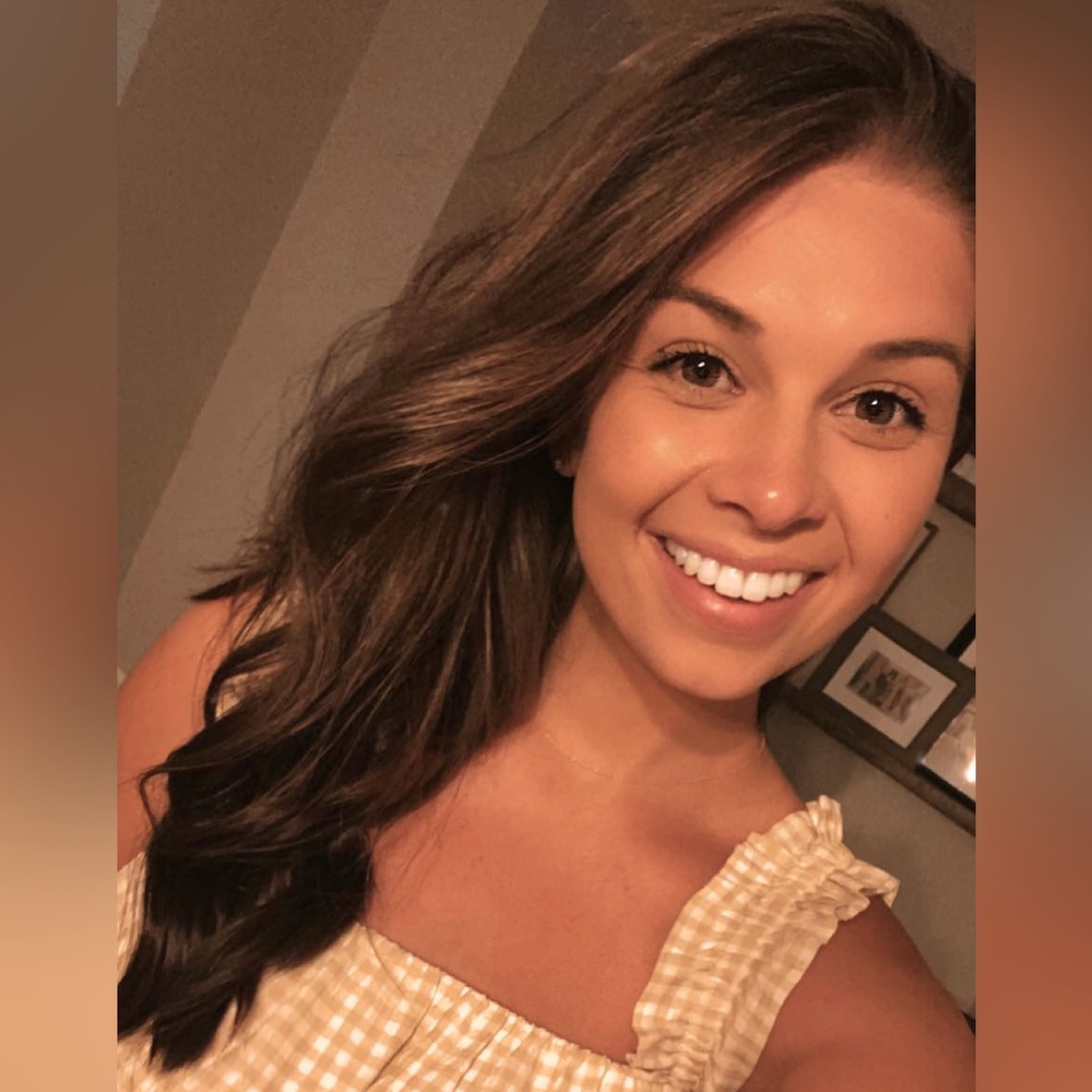 Meet your Posher, Kayla